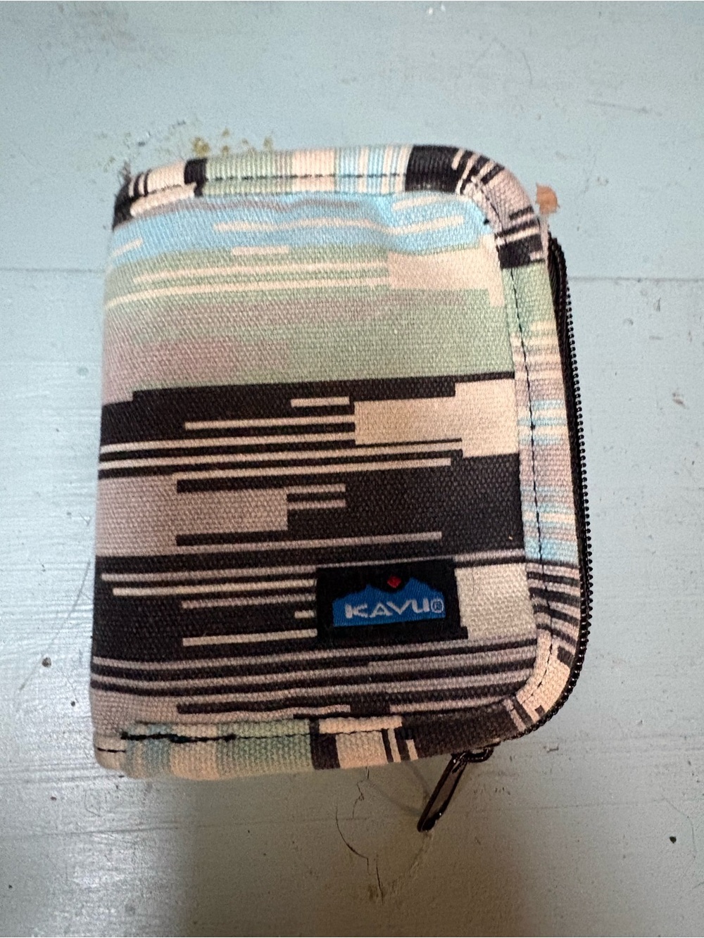 Kavu Striped Zip Wallet in Mint, Light Blue, Cream & Black